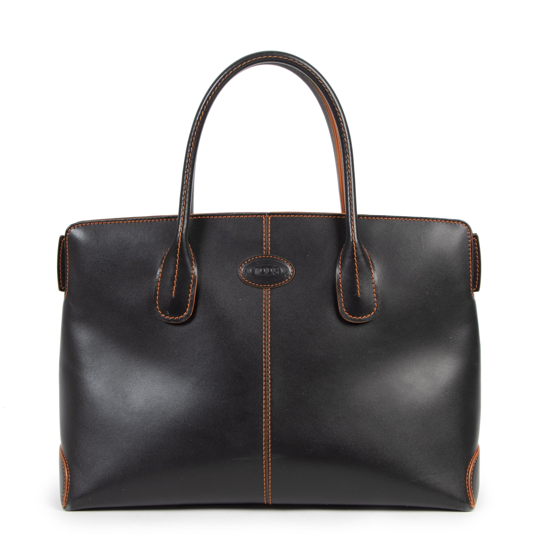 Buy authentic secondhand Tod's bags at the right price at LabelLOV vintage webshop.
