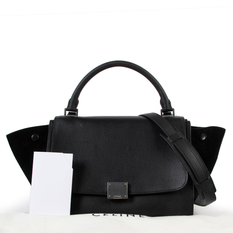 Shop safe online at Labellov in Antwerp this 100% authentic second hand Celine Black Leather Trapeze Shoulder Bag in very good, excellent condition.