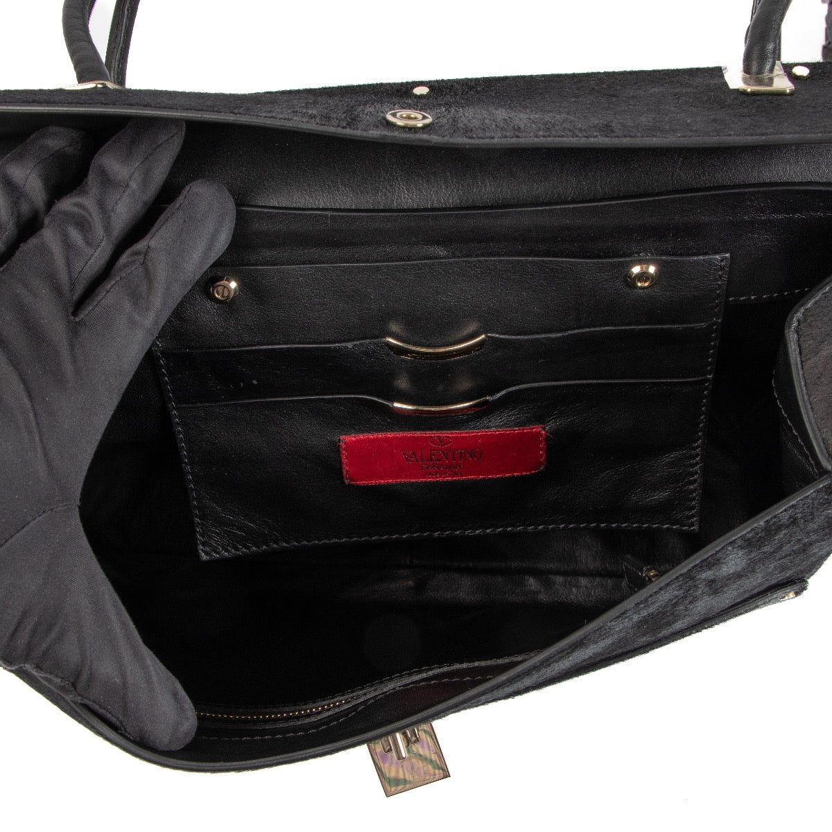 shop 100% authentic second hand Valentino Garavani Black Top Handle on Labellov.com