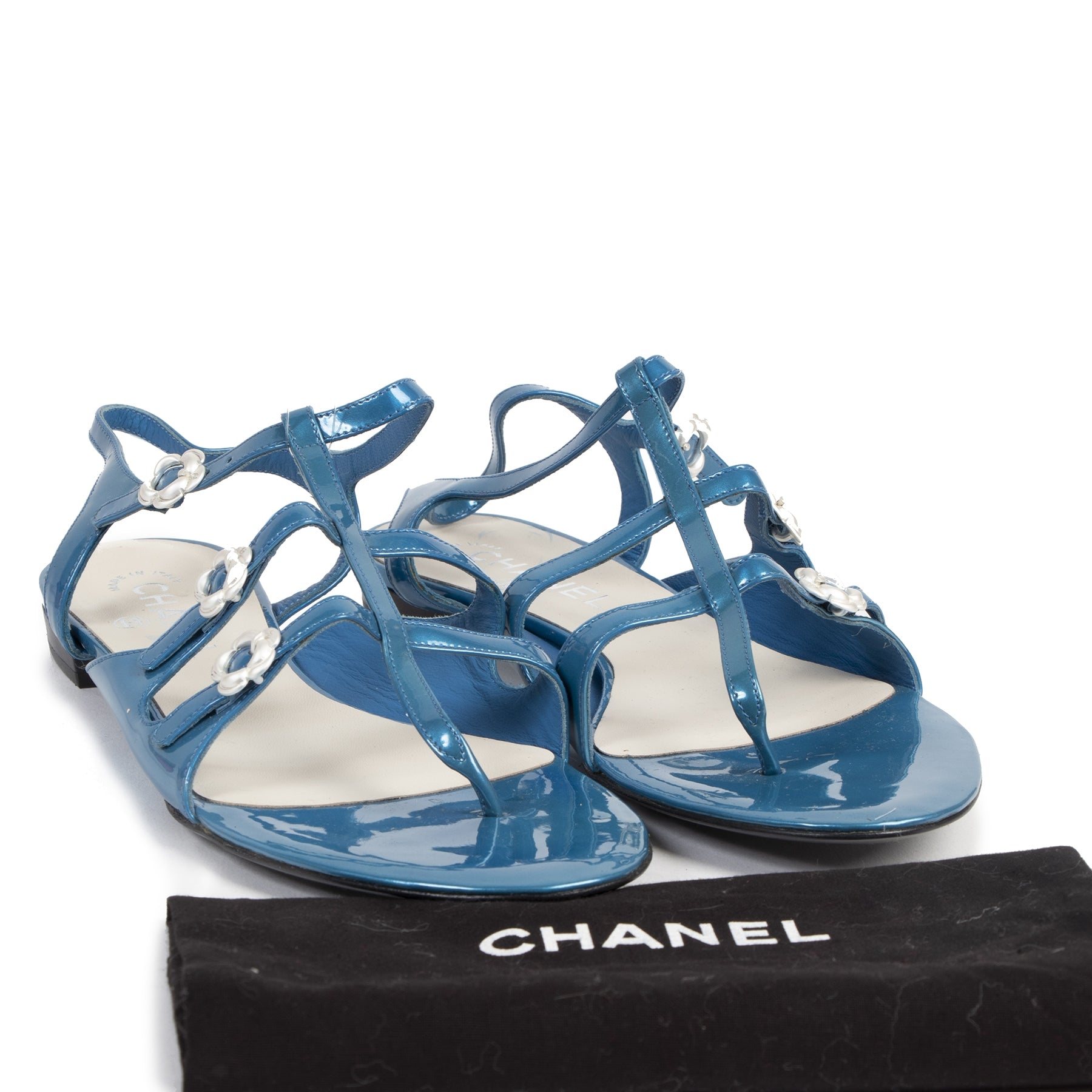 Authentieke Tweedehands Chanel Blue Patent Leather Sandals - Size 40 juiste prijs veilig online shoppen luxe merken webshop winkelen Antwerpen België mode fashion