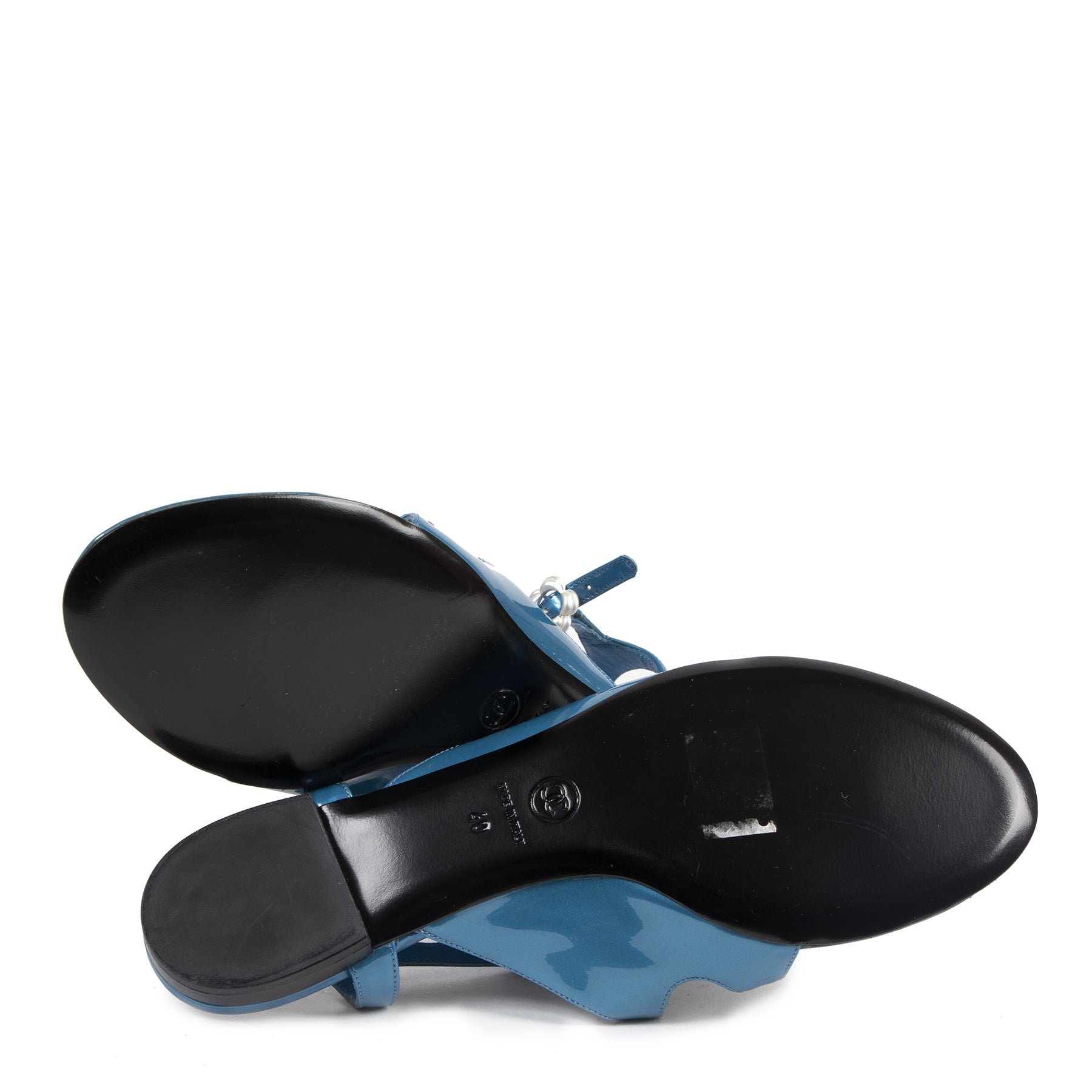 Authentic secondhand Chanel Blue Patent Leather Sandals - Size 40 designer luxury vintage webshop fashion safe secure online shopping