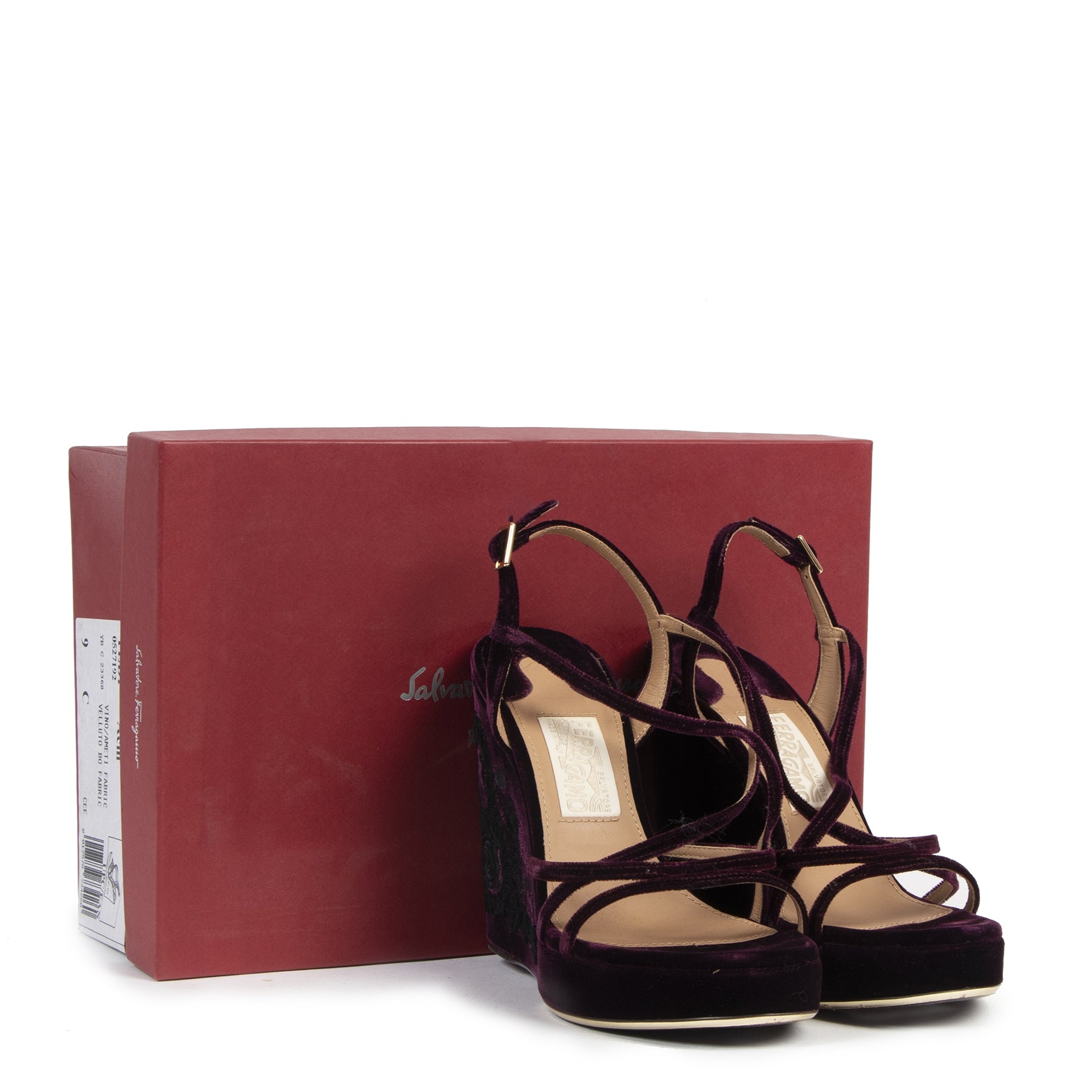 Authentieke tweedehands vintage Salvatore Ferragamo Purple Velvet Embroidered Wedges - Size 39 koop online webshop LabelLOV