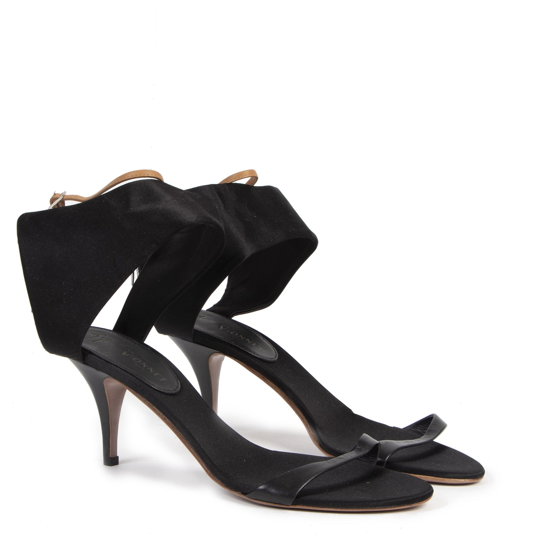 Authentique seconde-main vintage Giuseppe Zanotti x Vionnet Black Kitten Heels - Size 39,5 achète en ligne webshop labelLOV