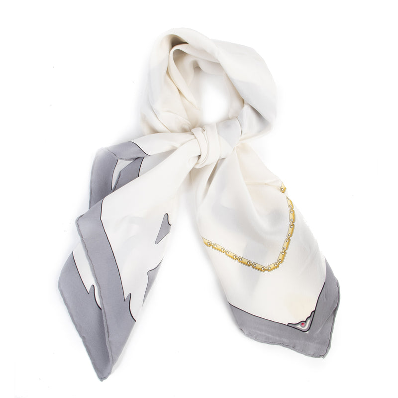 Cartier Must De Cartier Silk Grey Scarf pour le meilleur prix chez Labellov à Anvers Belgique