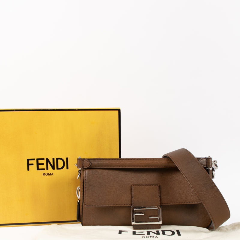 The Fendi Brown Leather Zipped Baguette Bag on Labellov.com !