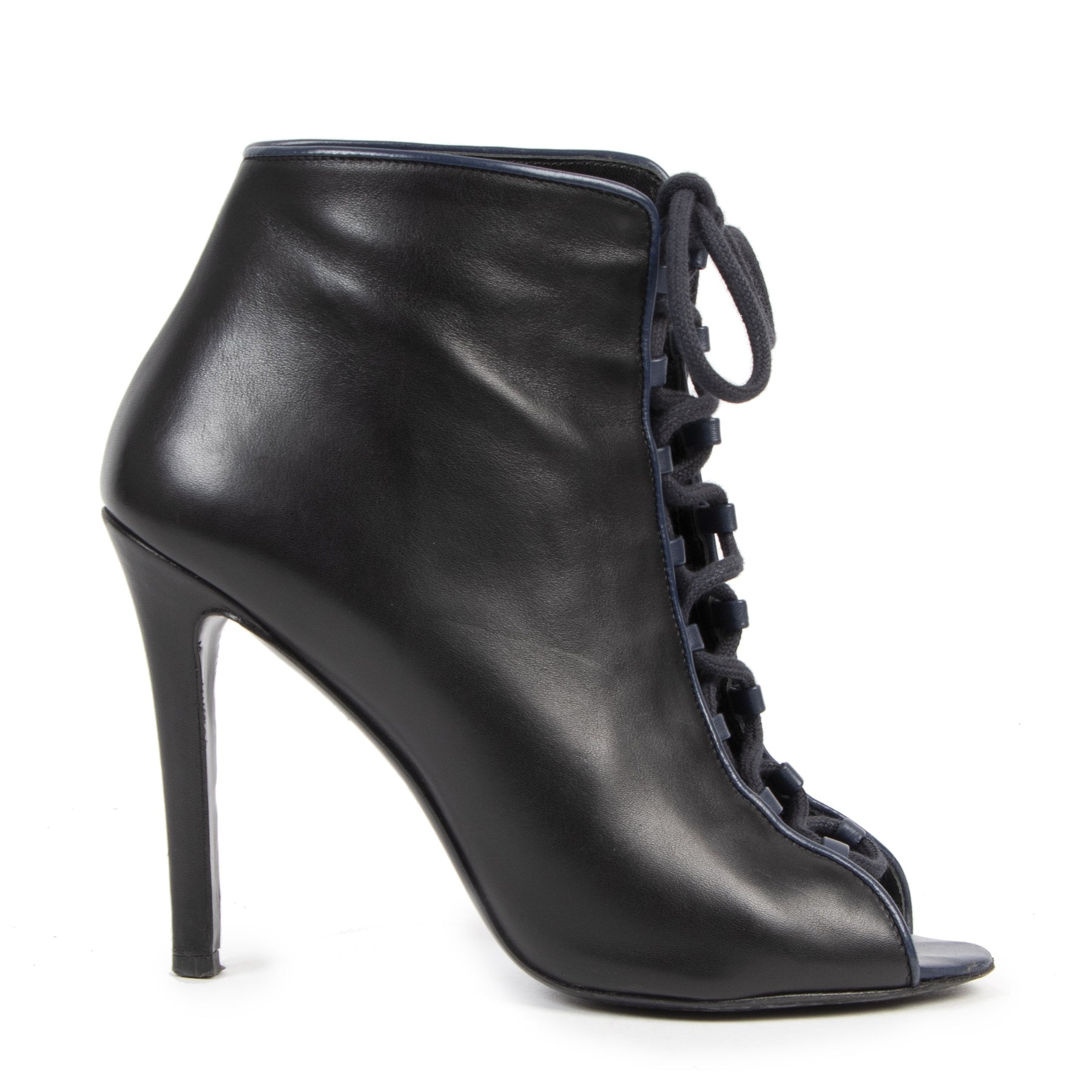 Authentieke tweedehands vintage Morobé Black Laced Up Booties - Size 40 koop online webshop LabelLOV