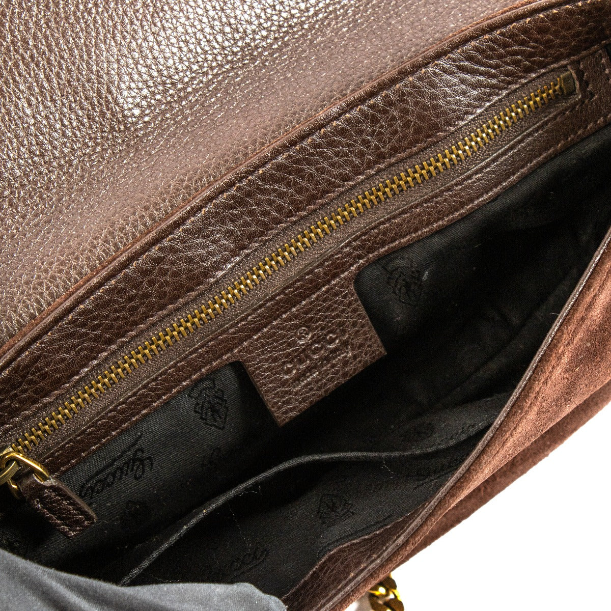 Shop safe online at Labellov in Antwerp, Brussels and Knokke this 100% authentic second hand Gucci Brown Suede 1973 Medium Shoulder Bag