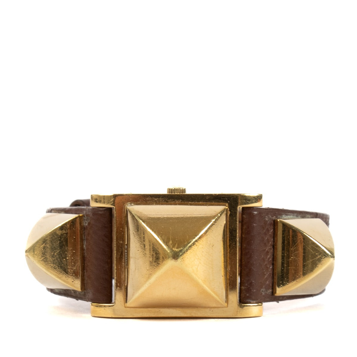 Shop safe online at Labellov in Antwerp, Brussels and Knokke this 100% authentic second hand Hermès Gold 27mm Small Medor Watch