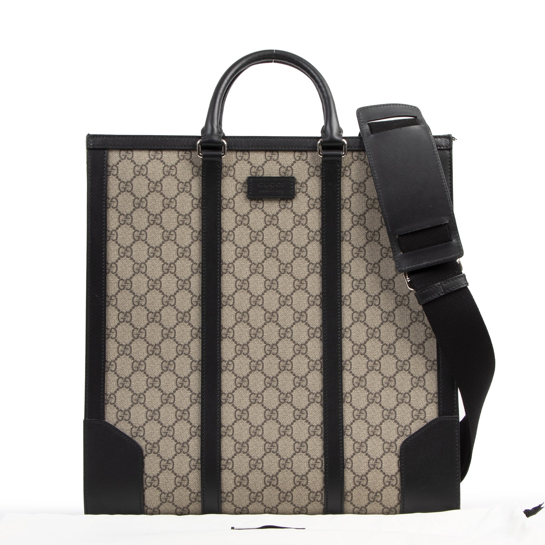 Authentic secondhand Gucci GG Supreme Beige Tote Bag designer bags fashion luxury vintage webshop safe secure online shopping worldwide shipping designer high end brand