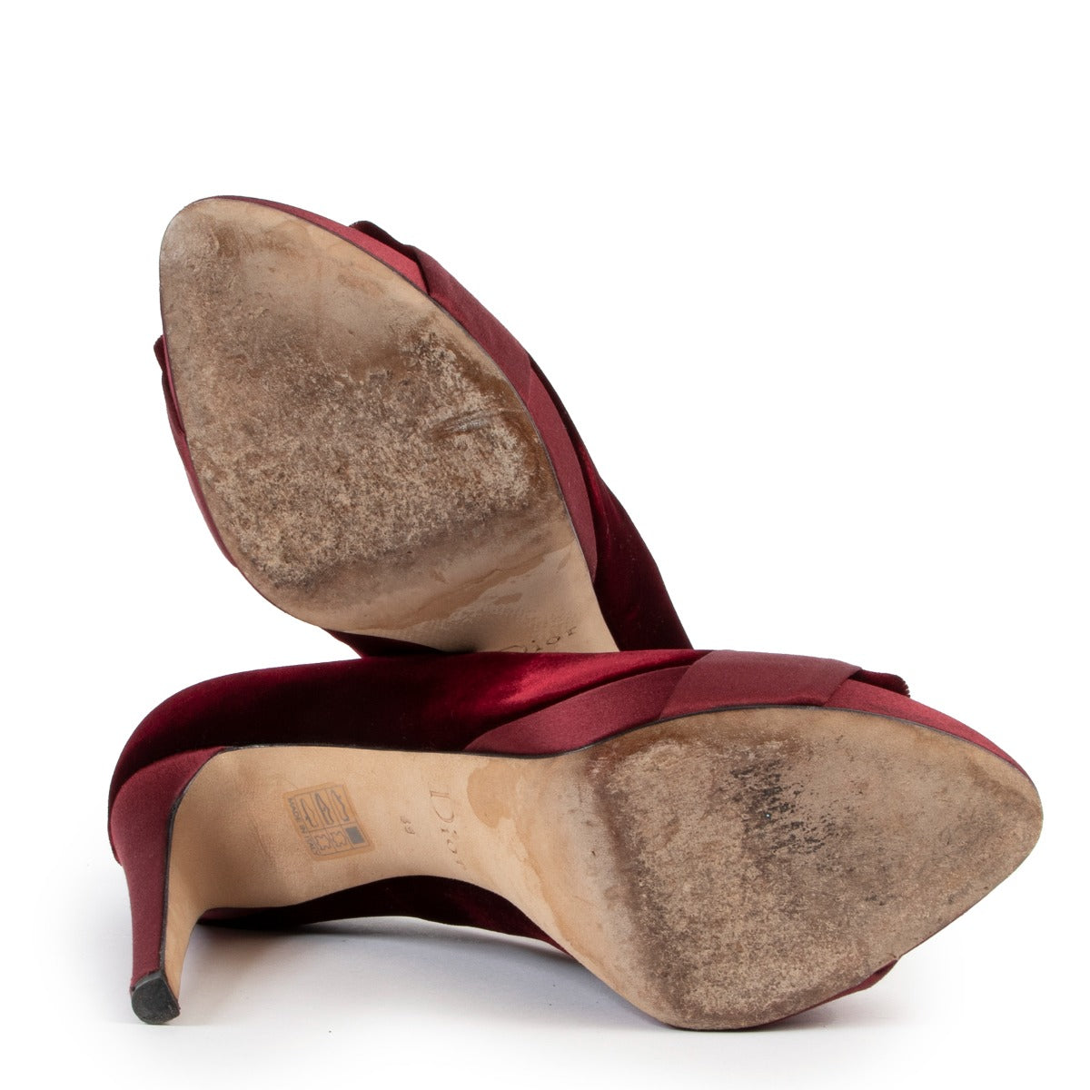 Shop authentic second hand luxury high-end designer Christian Dior Empire Crystal Pumps at Labellov