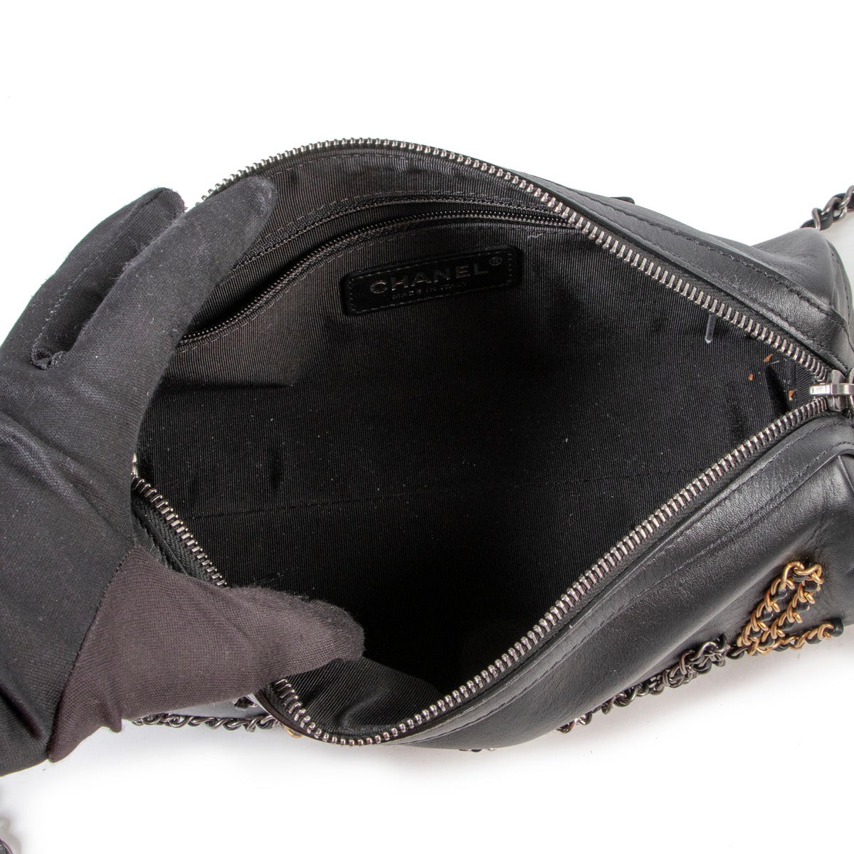 Chanel Bowling bag in Black with chain