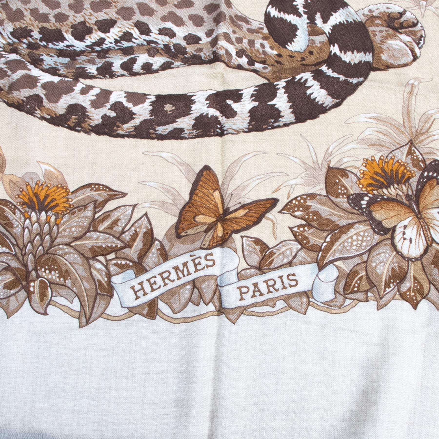 Authentic secondhand Hermès Jungle Love Scarf designer scarves accessories fashion luxury vintage webshop safe secure online shopping high end brands