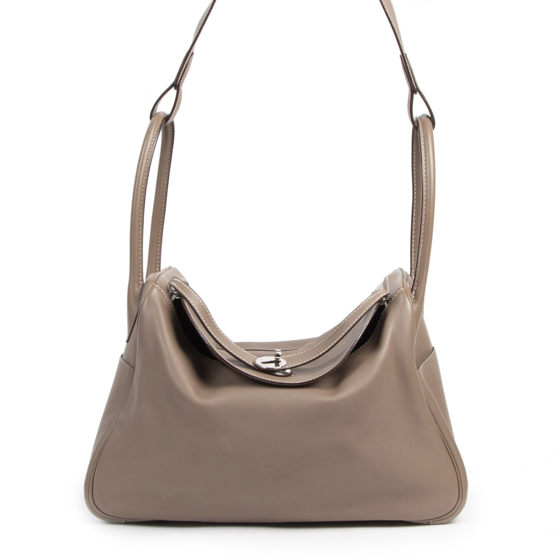 Hermès Lindy 34 Etoupe Swift Handbag for the best price at Labellov secondhand luxury