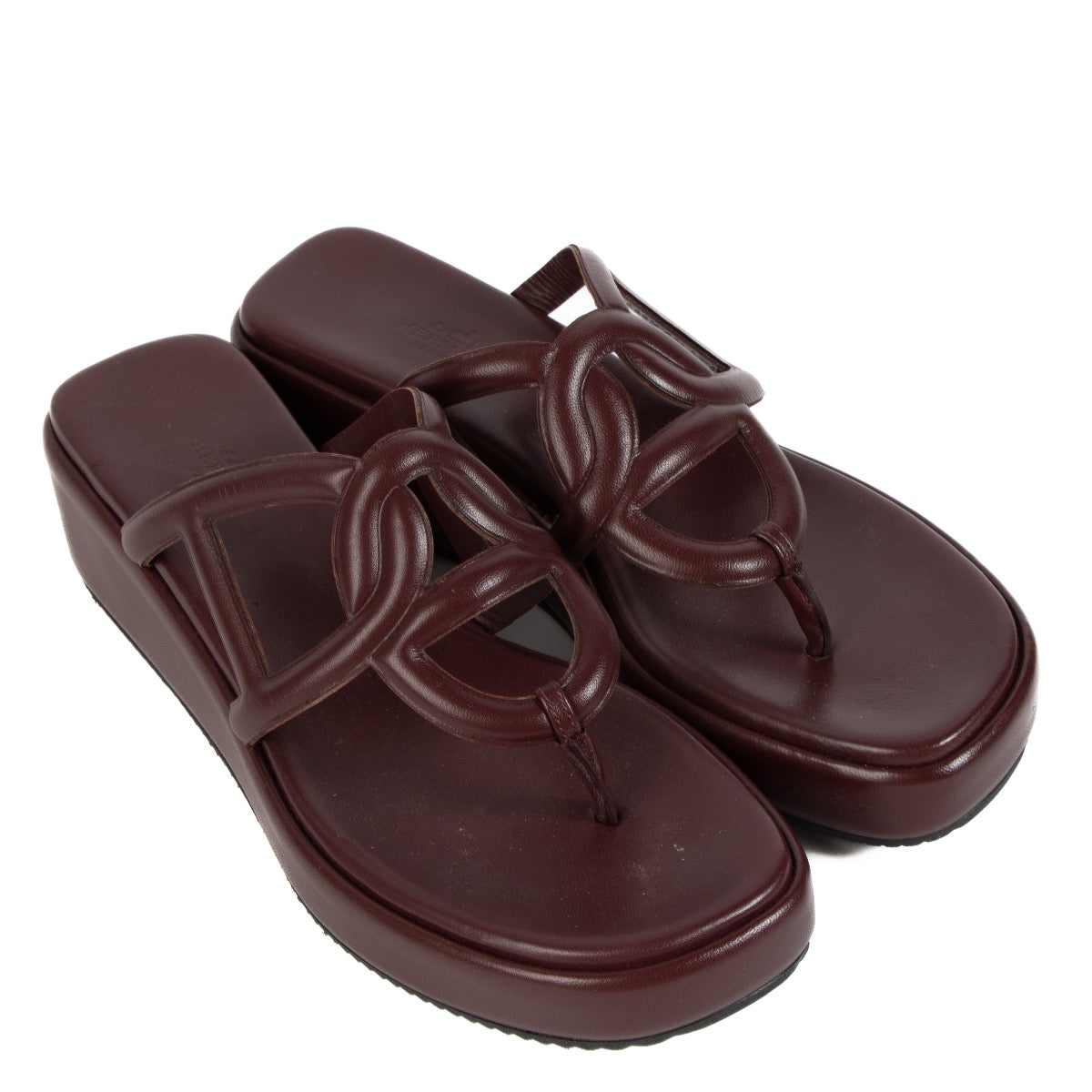 shop 100% authentic second hand Hermès Burgundy Gipsy Sandals - Size 40 on Labellov.com