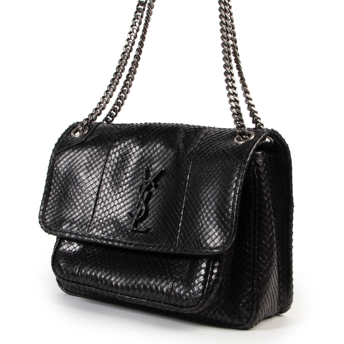 Buy this Saint Laurent Niki Genuine Anaconda Shoulder Bag in perfect condition at Labellov in store and online. Koop deze Saint Laurent Niki Genuine Anaconda Schouder Tas in perfecte staat bij Labellov in winkel en online.
