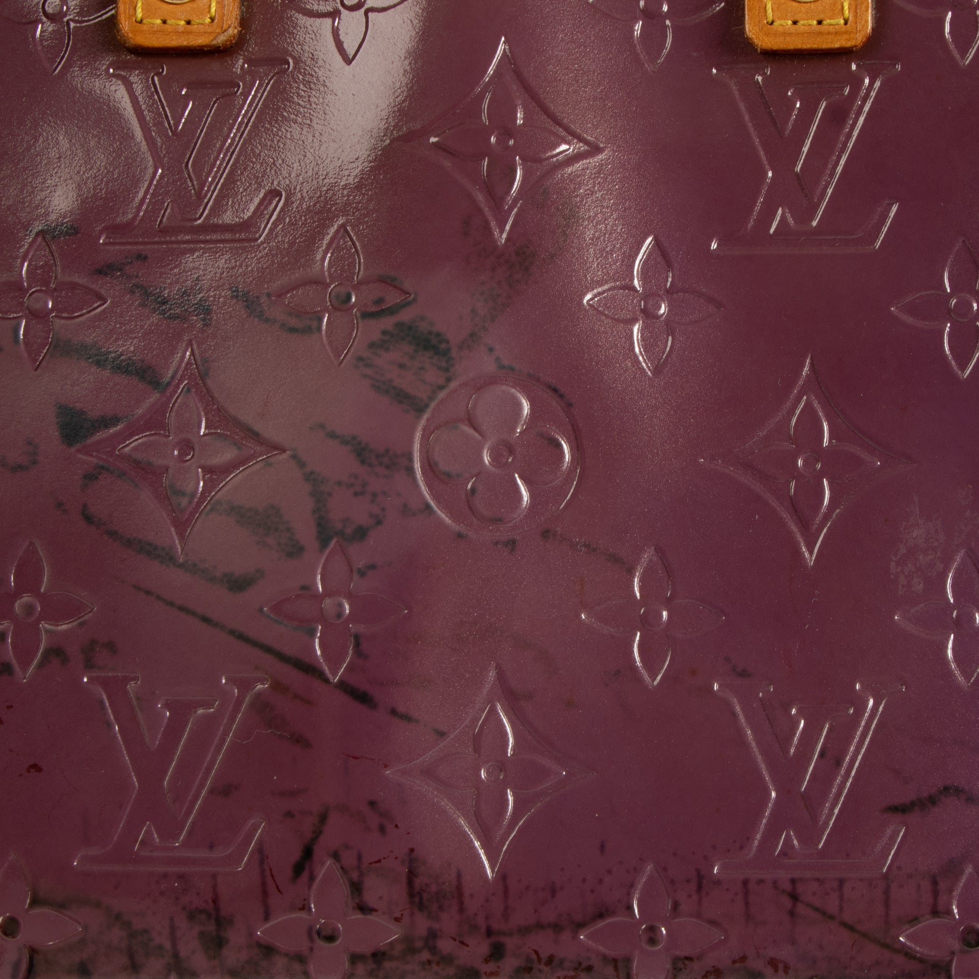 Louis Vuitton Fuchsia Monogram Vernis Reade PM