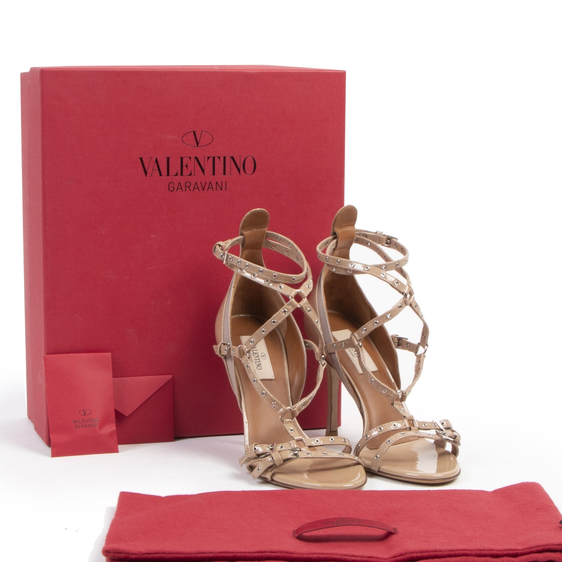 Authentique seconde-main vintage Valentino Grommet Patent Leather Strappy Sandals - Size 36 achète en ligne webshop LabelLOV
