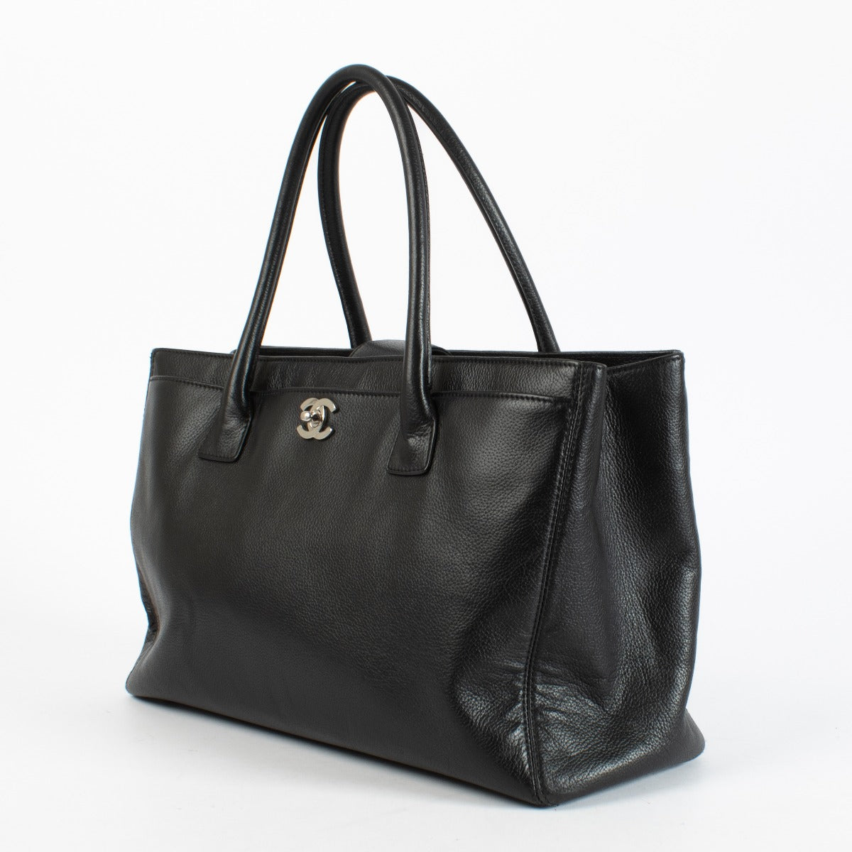 Chanel Black Executive Shoulder Bag in smooth leather with silver-tone hardware, authenticity card, dust bag, and removable pouch available at Labellov.com