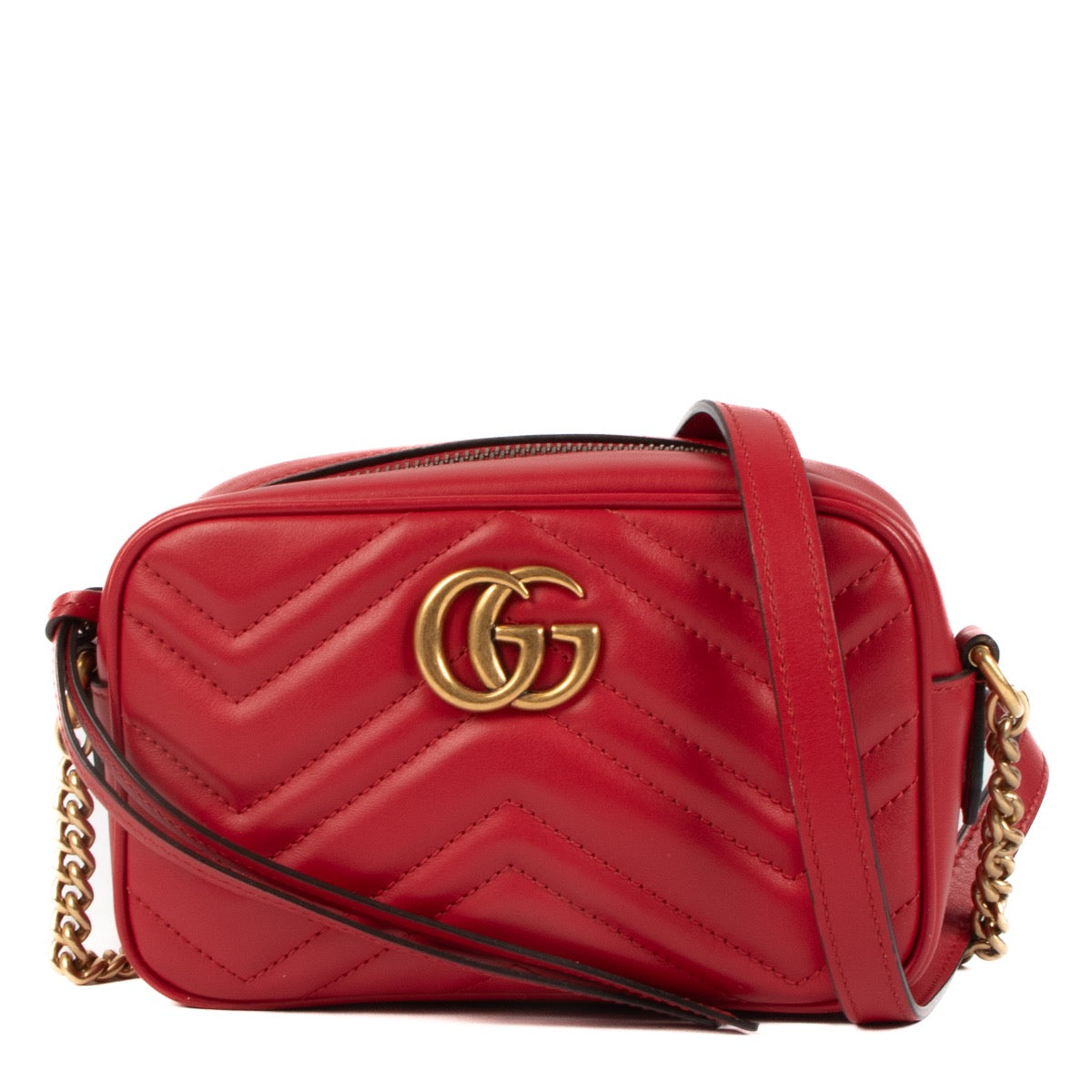 Shop safe online at Labellov in Antwerp, Brussels and Knokke this 100% authentic second hand Gucci Red GG Mini Marmont Crossbody