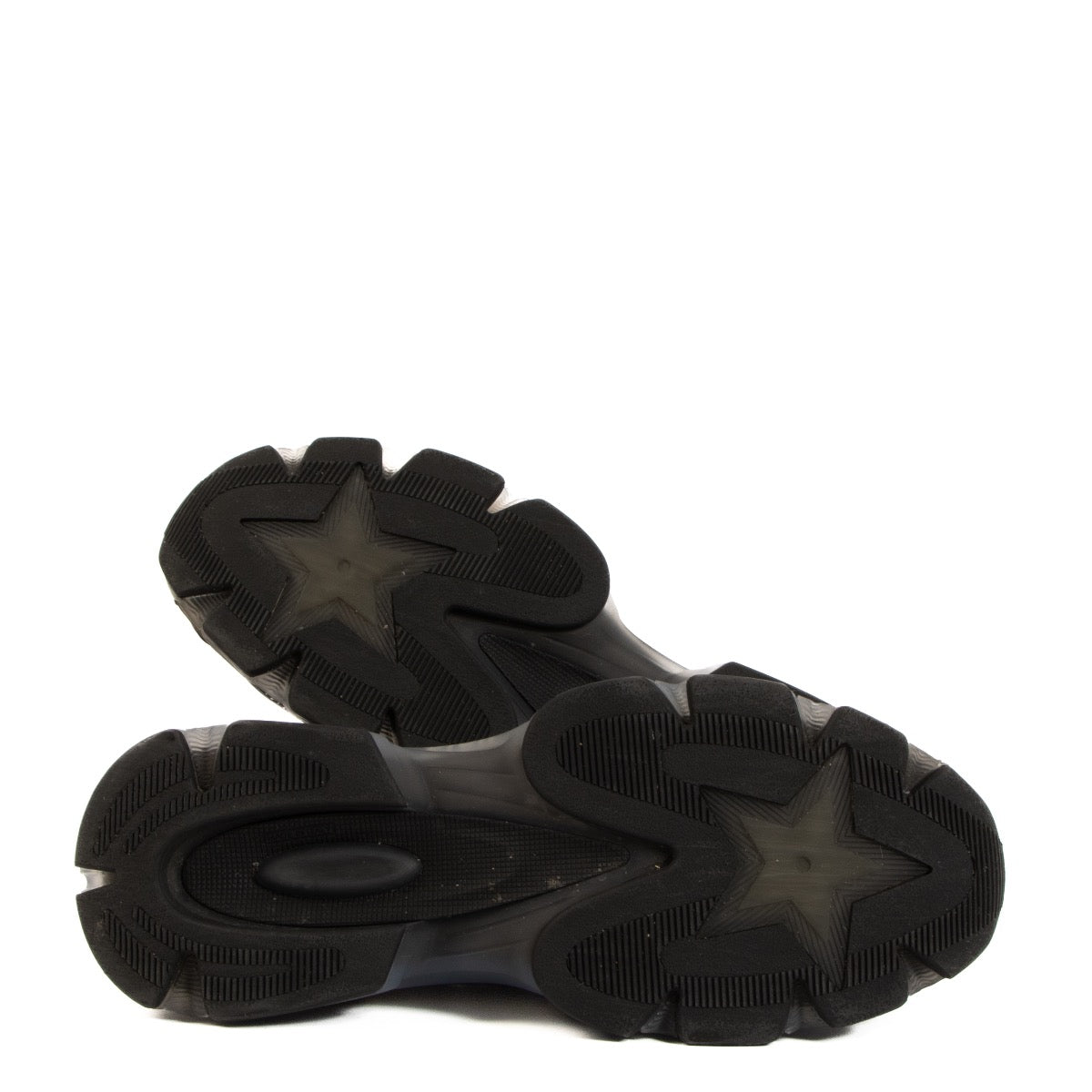 Buy real authentic Christian Dior Black Vibe Sneakers in very good condition safe online at labellov.com