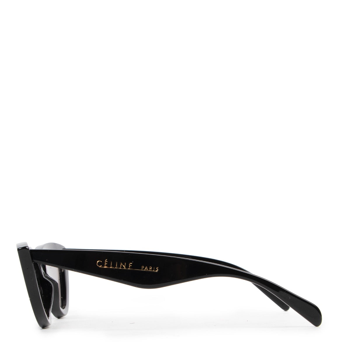 Shop safe online at Labellov in Antwerp these 100% authentic second hand Celine Black Cateye Sunglasses