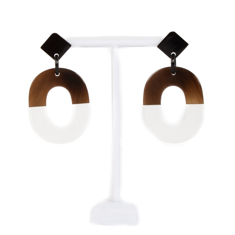 Shop 100% authentic second-hand Hermès Brown/White Horn Istheme Earrings on Labellov.com