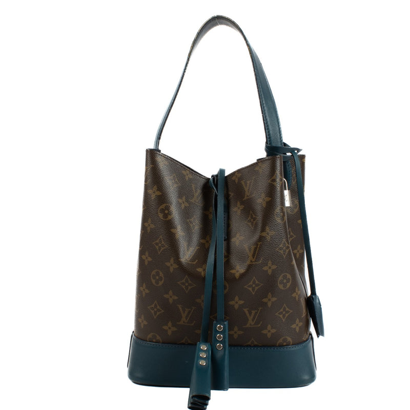 Shop 100 % authentic secondhand Louis Vuitton Noè Idole Bucket Bag on Labellov.com