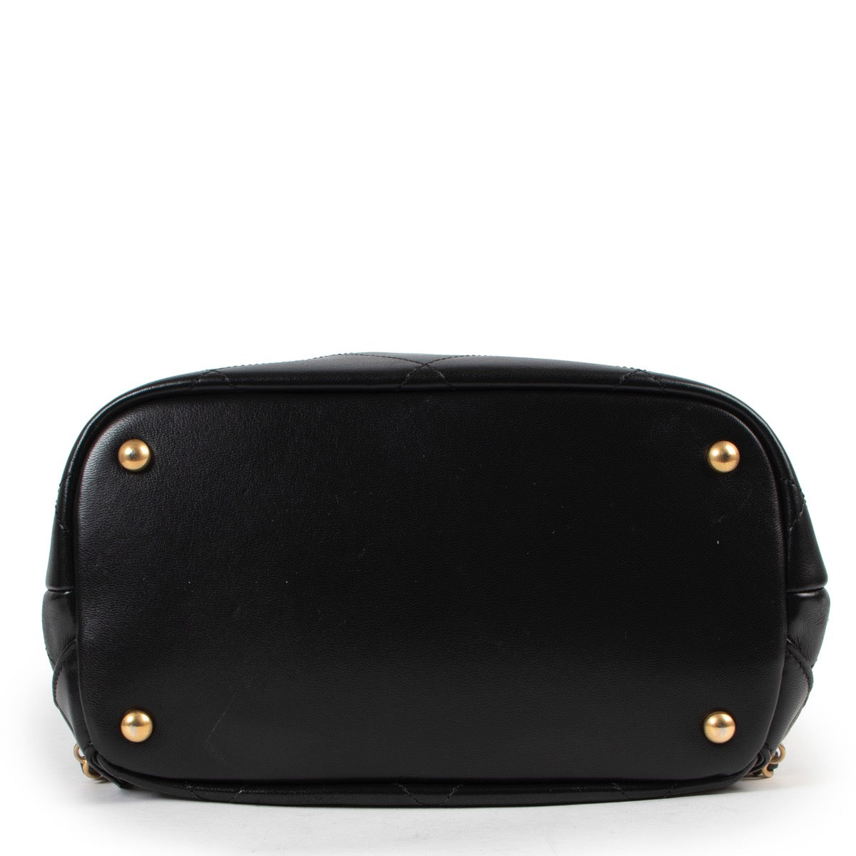 Shop safe online at Labellov in Antwerp this 100% authentic Chanel Black Quilted Lambskin Backpack