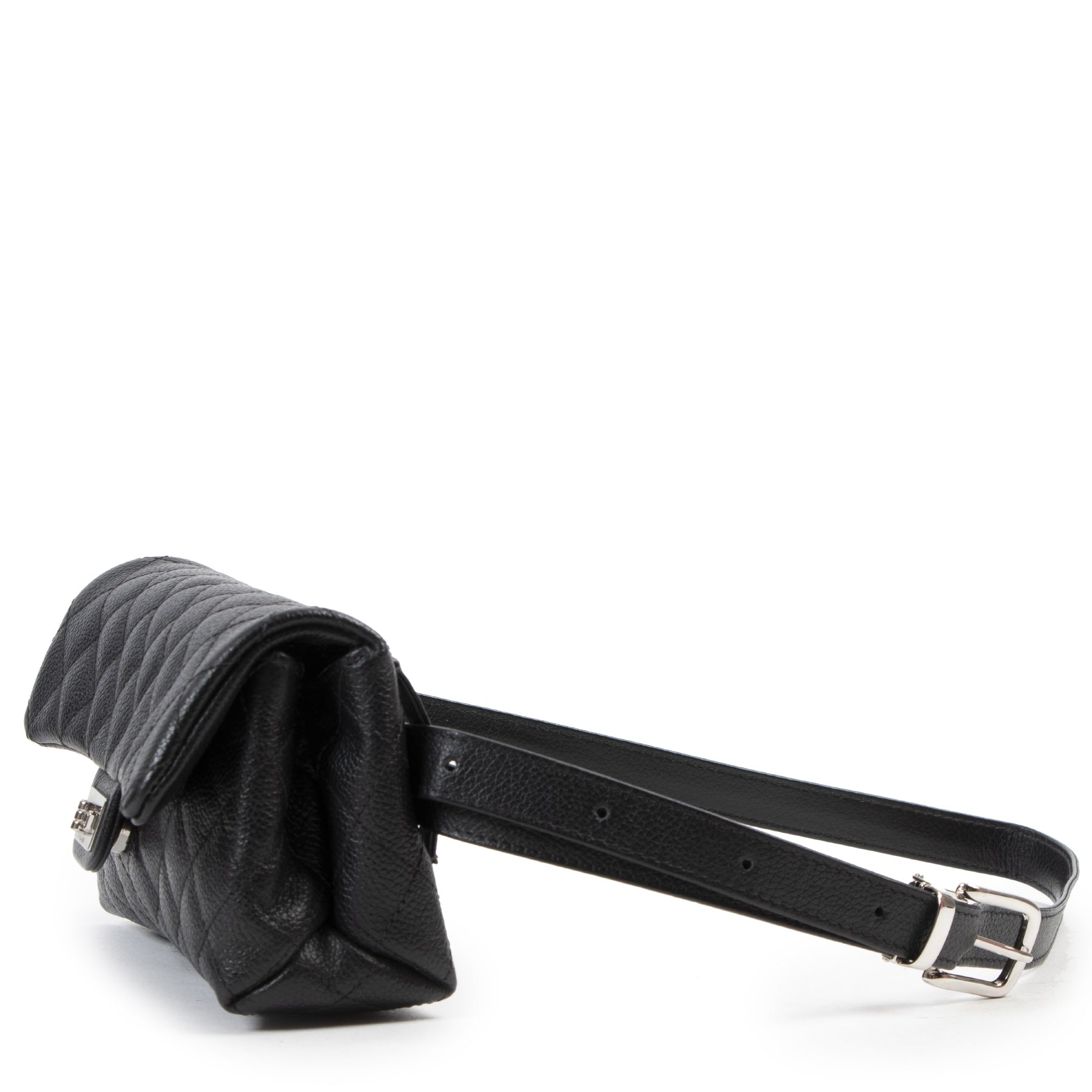 Koop tweedehands handtassen 2.55 Chanel bij LabelLOV Antwerpen.