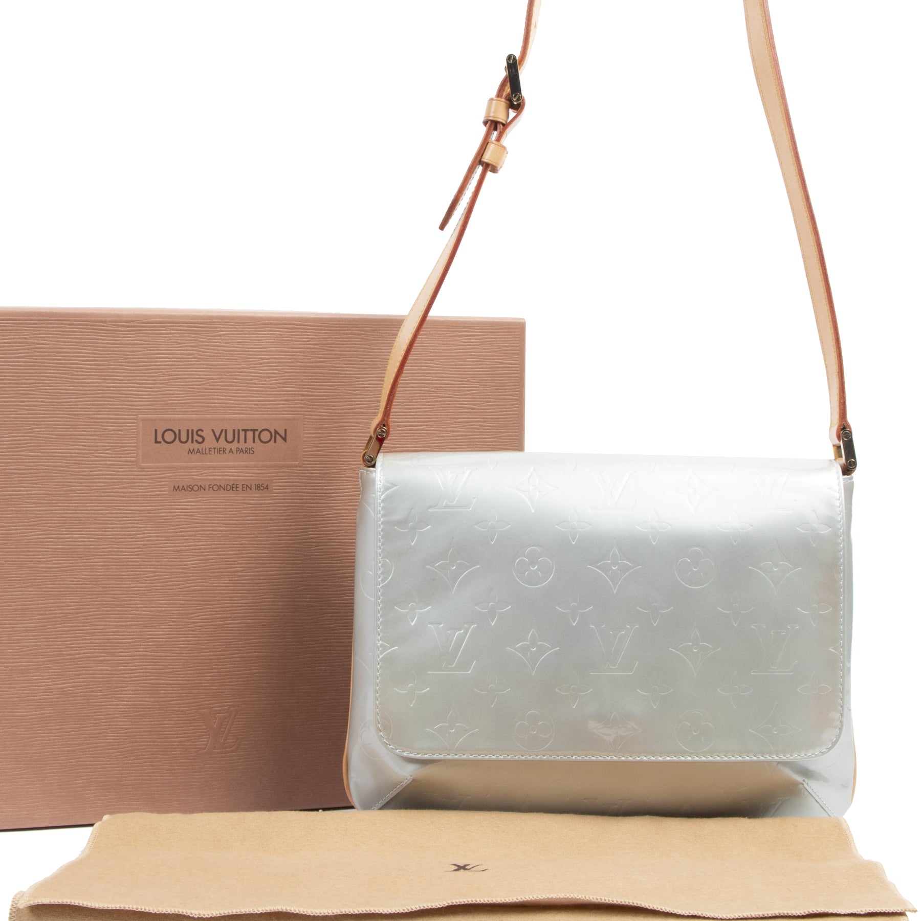 Authentieke tweedehands vintage Louis Vuitton Icy Blue Vernis Thompson Street Shoulder Bag koop online webshop LabelLOV