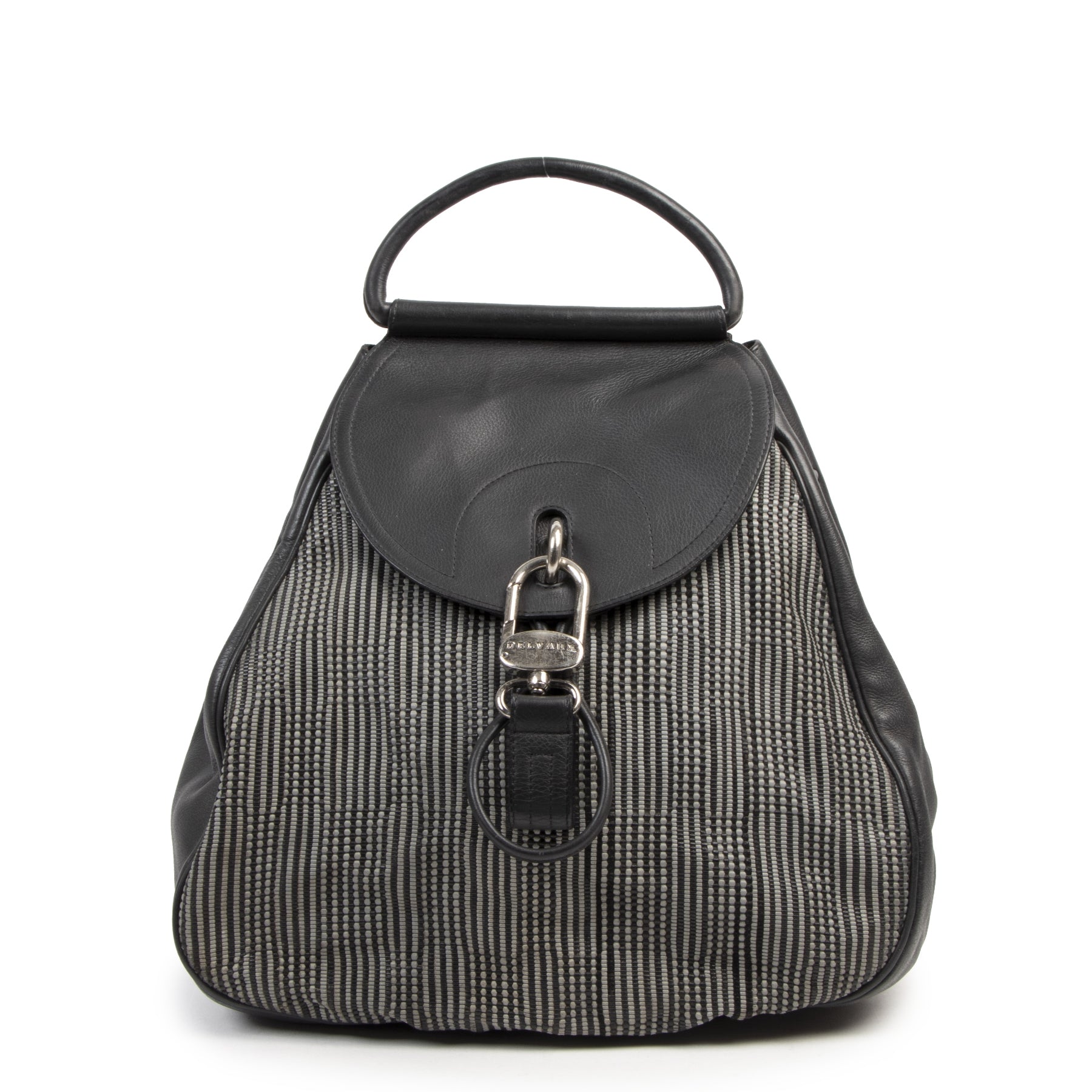 Buy authentic secondhand Delvaux Grey Toile de Cuir Lucifer at the right price at LabelLOV vintage webshop. Safe and secure online shopping. Koop authentieke tweedehands Delvaux Grey Toile de Cuir Lucifer