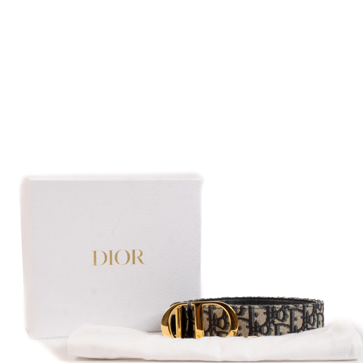 shop 100% authentic second hand Christian Dior Oblique 30 Montaigne Reversible Belt - Size 90 on Labellov.com