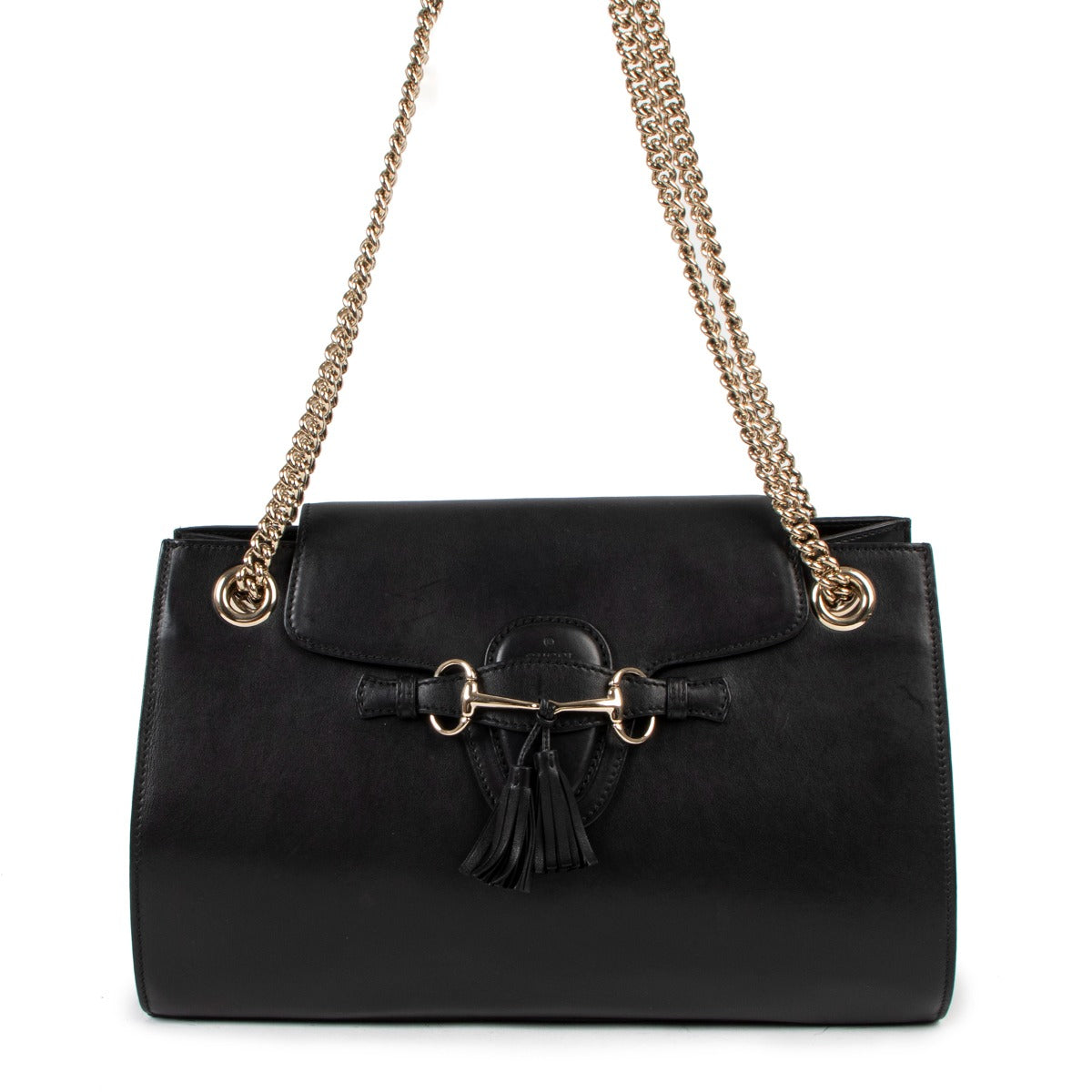 Buy online an authentic second hand Gucci black Emily chain shoulder bag in good condition at Labellov in Antwerp.