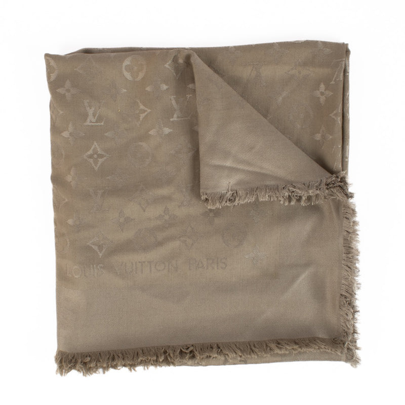shop 100% authentic second hand Louis Vuitton Taupe Monogram Classic Shawl on Labellov.com