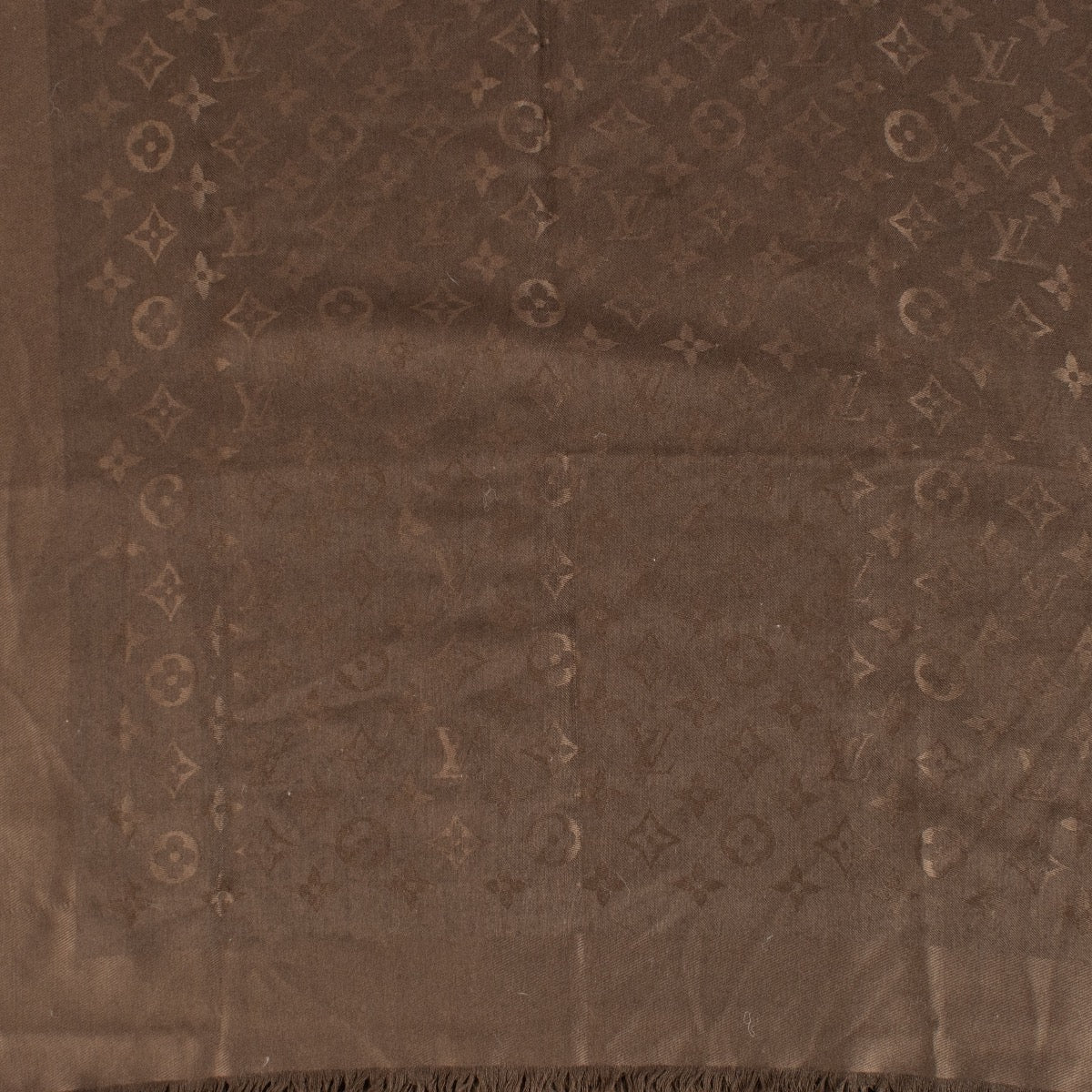 shop 100% authentic second hand Louis Vuitton Brown Monogram Classic Shawl on Labellov.com
