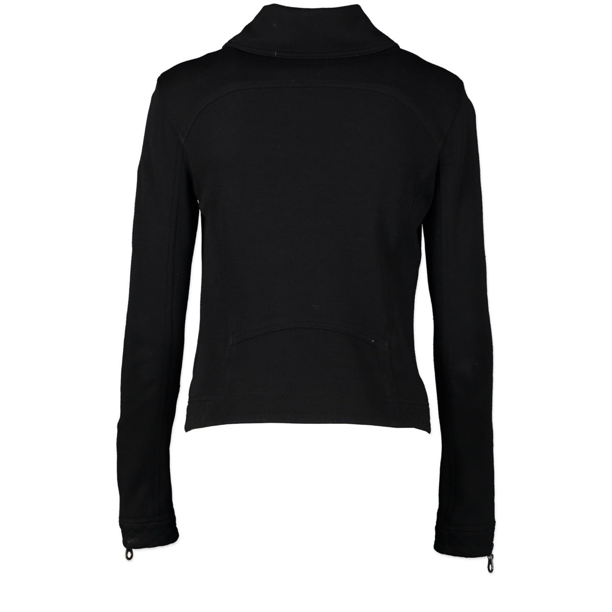 Buy these Chanel Black Jacket-Size 34 for a reasonable price at Labellov online or in store. Koop deze Chanel Black Jacket-Size 34 voor een redelijke prijs bij Labellov online of in de winkel.