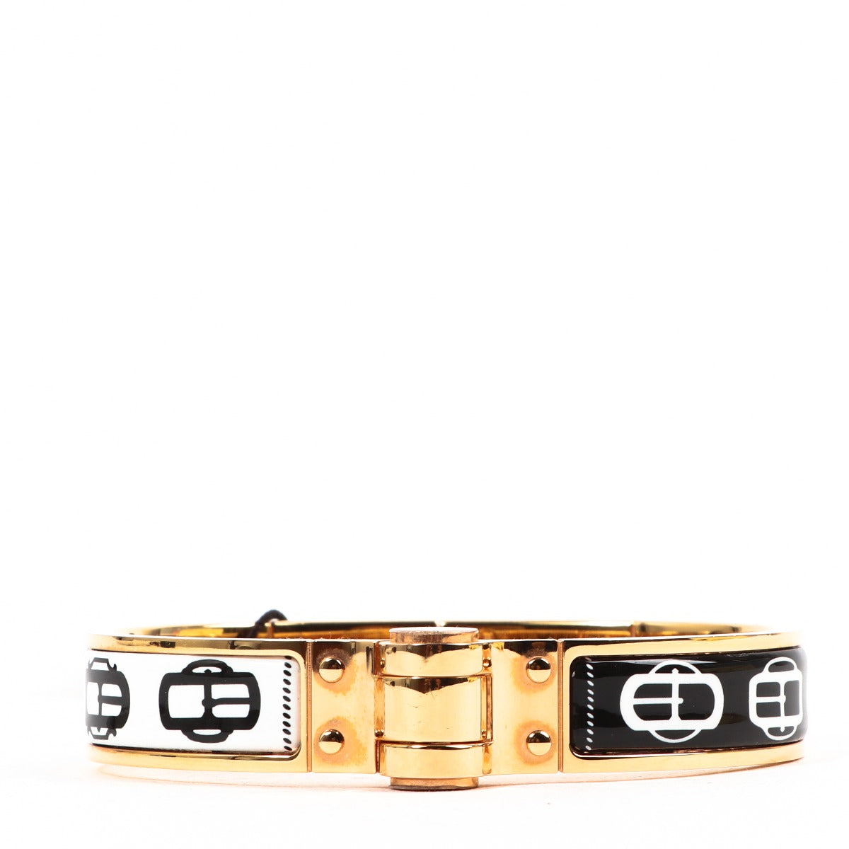 Buy an authentic Hermès Rose Gold Charniere Fin Cuirs Marins Bracelet Size - M in very good condition at Labellov in Antwerp.