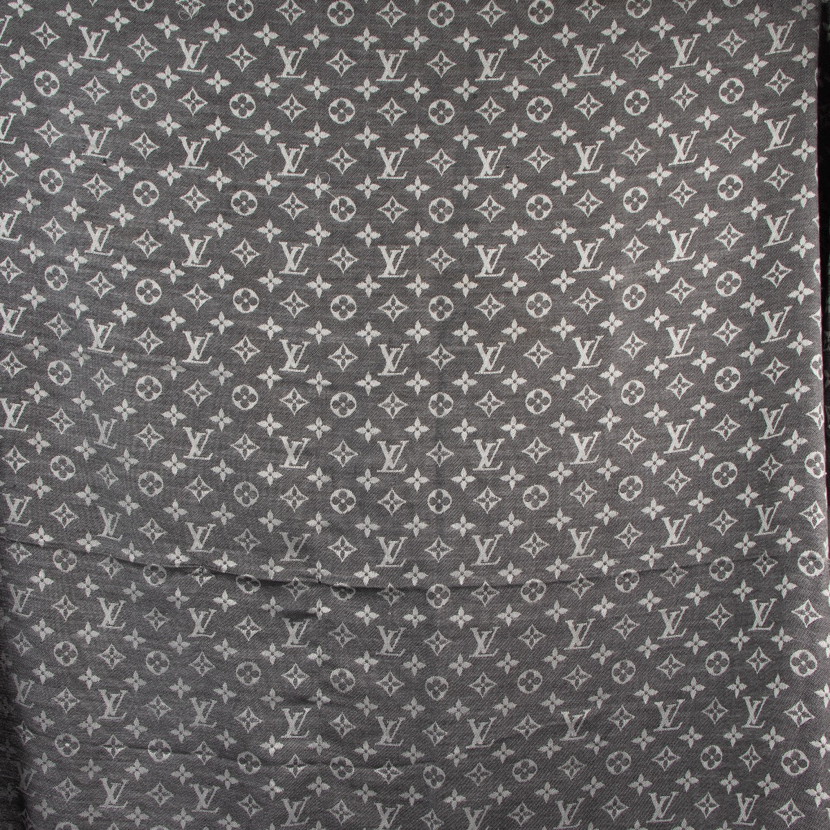 shop 100% authentic second hand Louis Vuitton Blue Monogram Classic Shawl on Labellov.com
