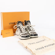 Authentic preloved Louis Vuitton Multicolor LV Archlight Trainer - Size 37,5 on Labellov.com