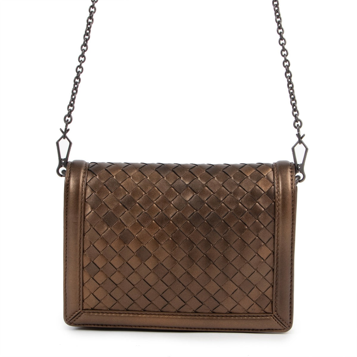 Buy online an authentic second hand Bottega Veneta Montebello Metallic Bronze Intrecciato Mini Crossbody Bag in very good condition at Labellov in Antwerp.