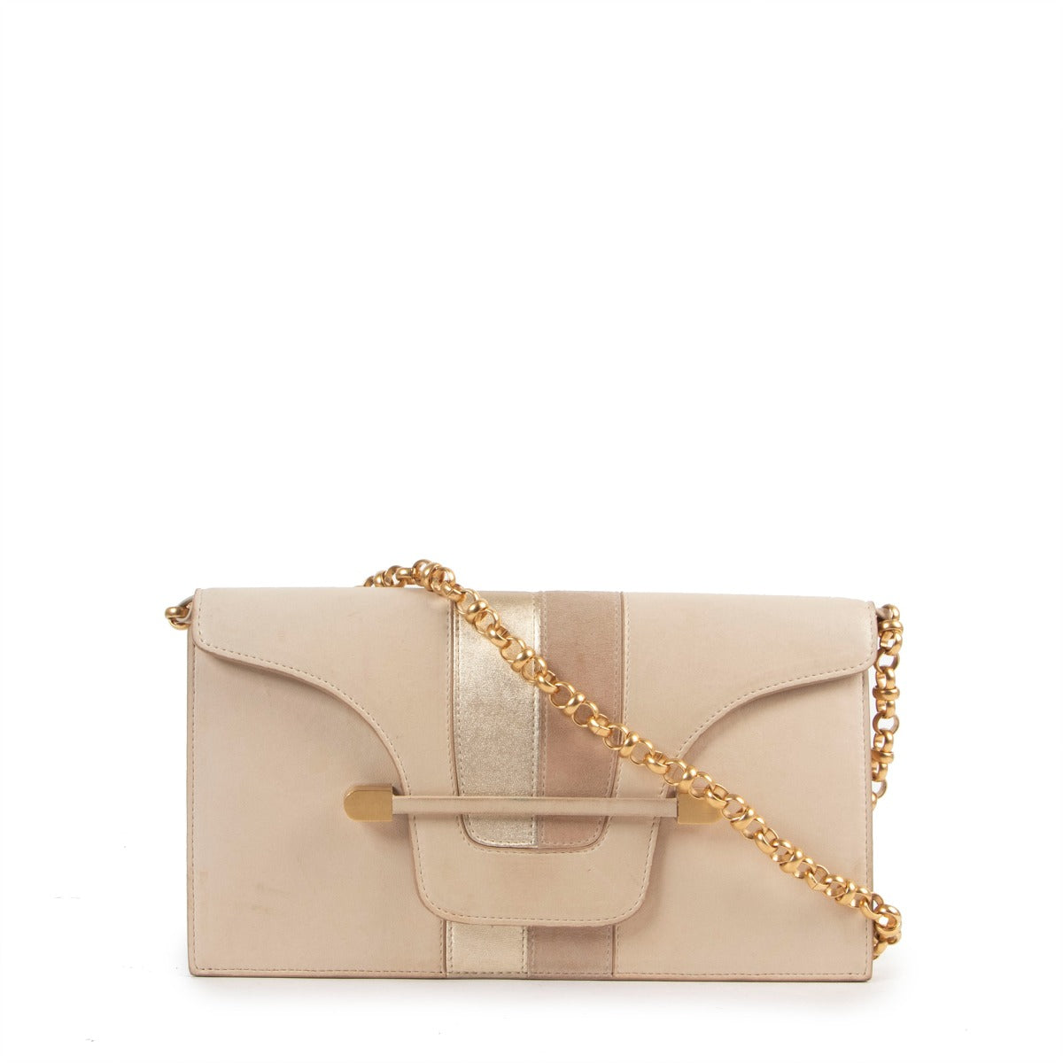 Buy online an authentic second hand Delvaux Beige Leather Clutch With Chain in preloved condition at Labellov in Antwerp.
