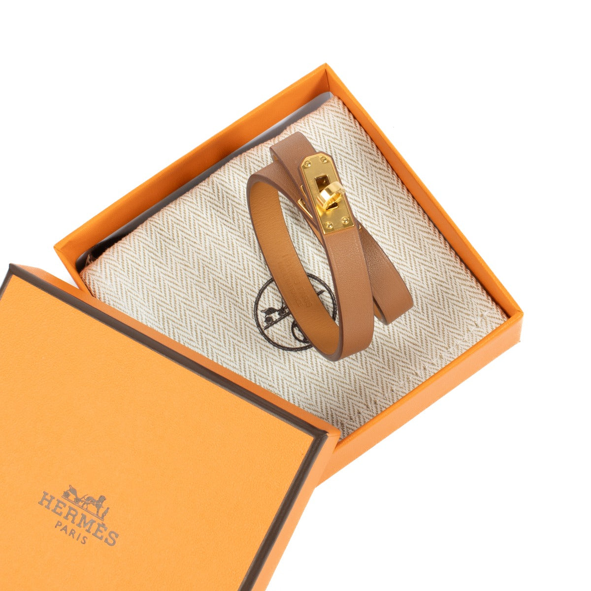 Bracelet Hermès Mini Kelly Double Tour en cuir Swift couleur Or
