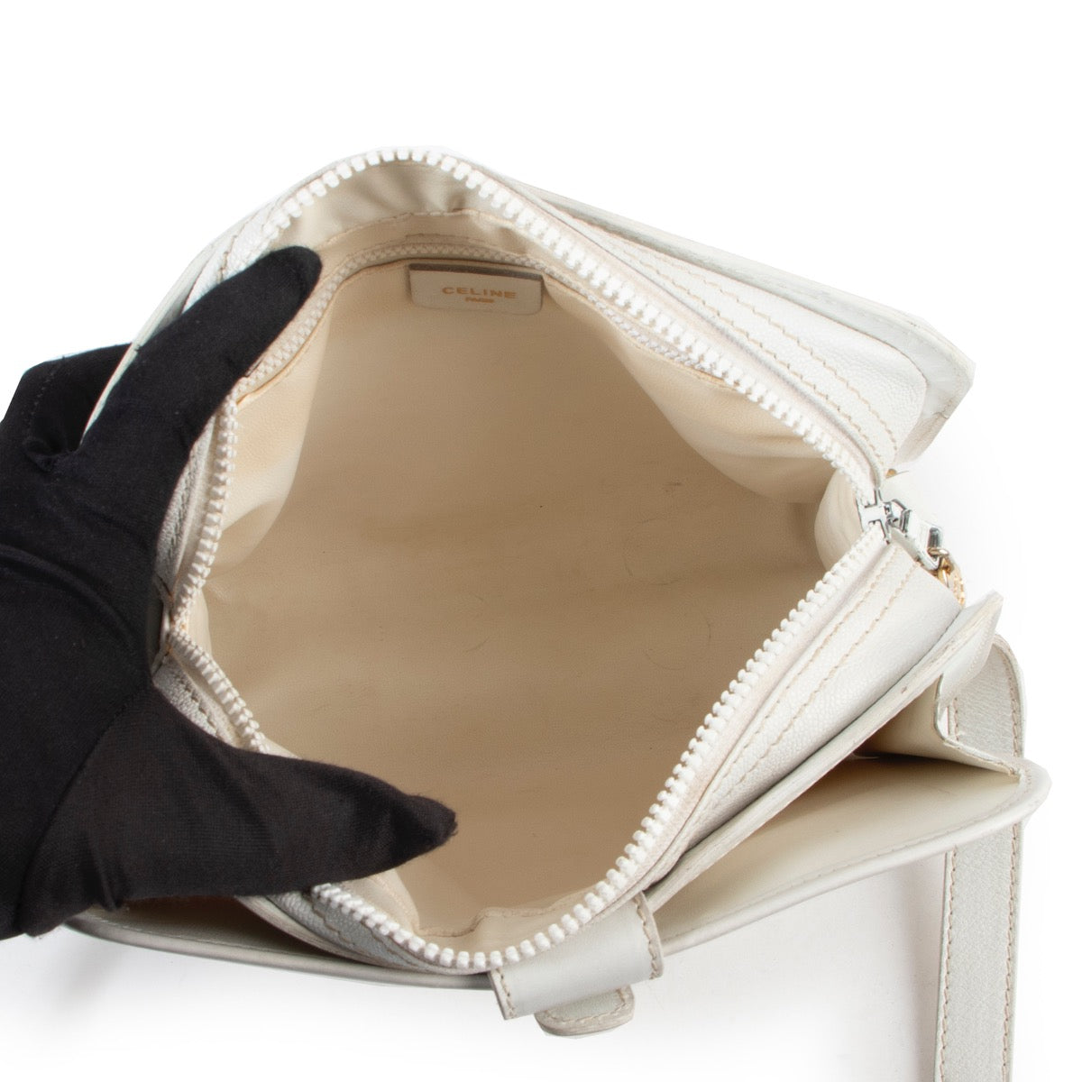 Celine White Leather Shoulder bag in original condition on safe site for 2nd hand designer bags
