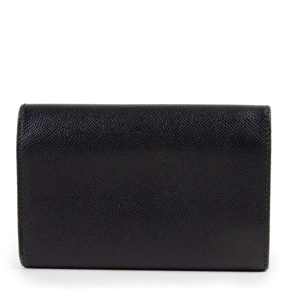 Shop safe online 100% authentic Vintage designer Chanel Black Leather Wallet by Labellov Luxury second hand at the right price at Labellov in Antwerp.