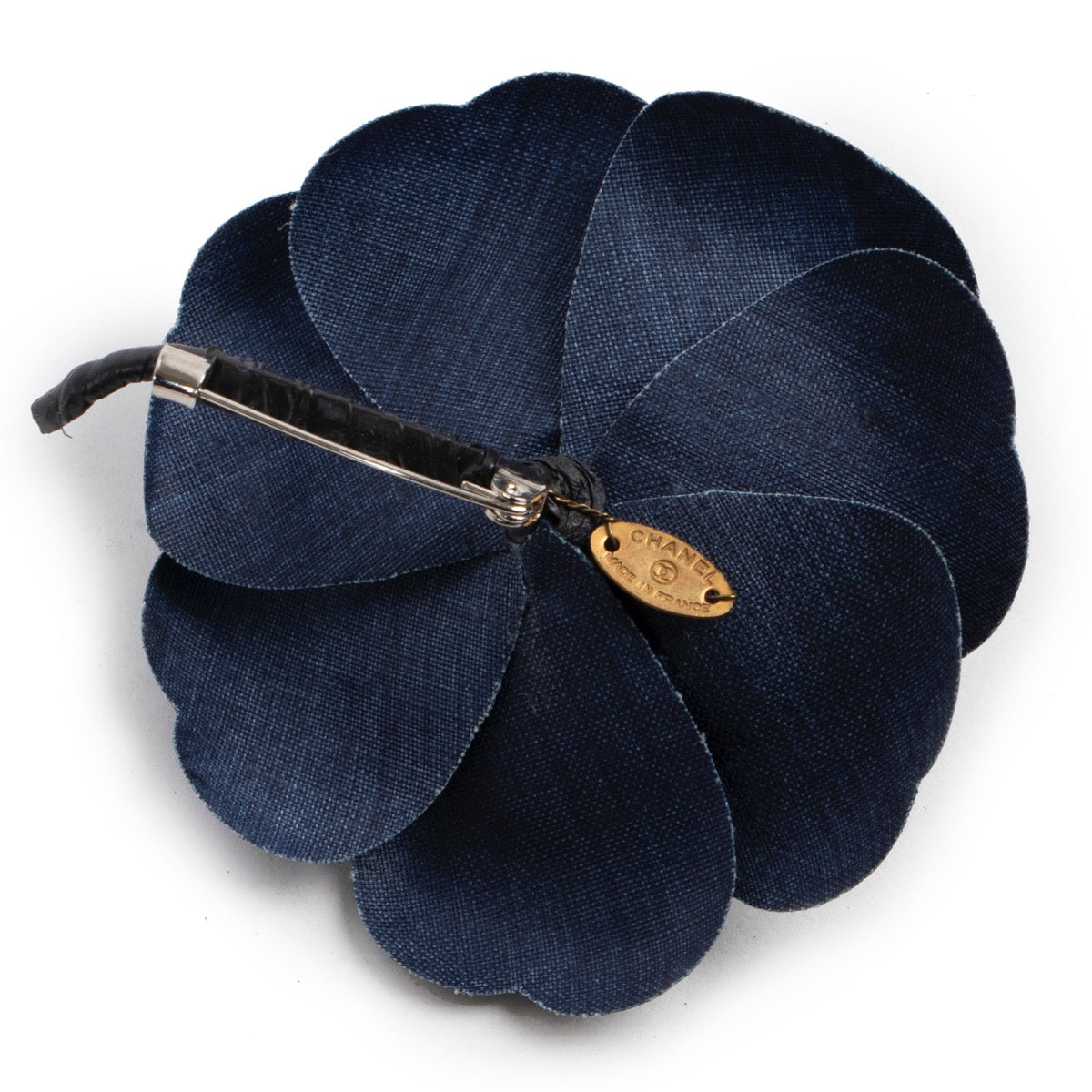 Original vintage Chanel Marine Flower Broche Other in good condition for sale on Labellov Luxury vintage site