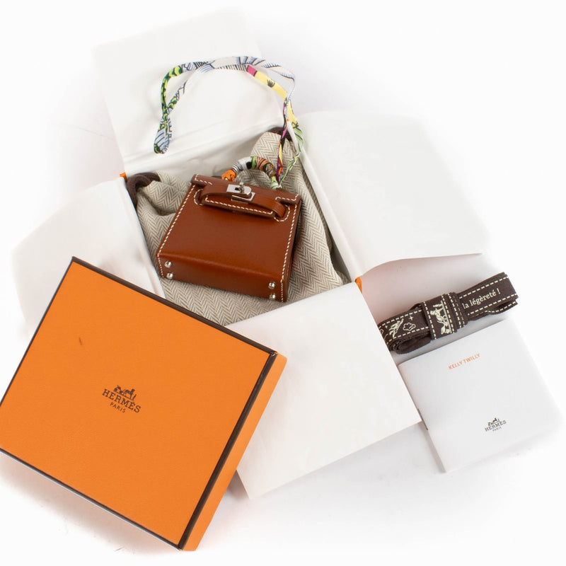 Shop authentic second hand Hermès Micro Kelly Twilly Charm Fauve Tadelakt on www.labellov.com