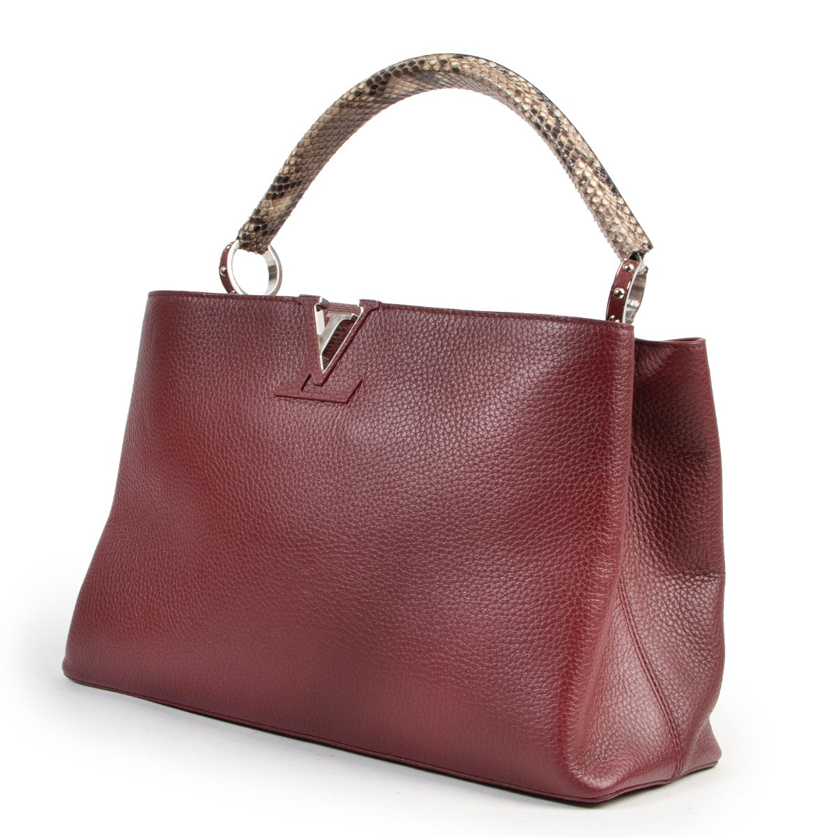 Shop safe online authentic second hand Louis Vuitton Burgundy Capucines MM Top handle Bag at the right price and in very good condition.