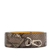Louis Vuitton Grey Python Bandouliere Bag Strap for the best price at Labellov secondhand luxury in Antwerp and Knokke. Koop en verkoop aan de beste prijs bij Labellov tweedehands.