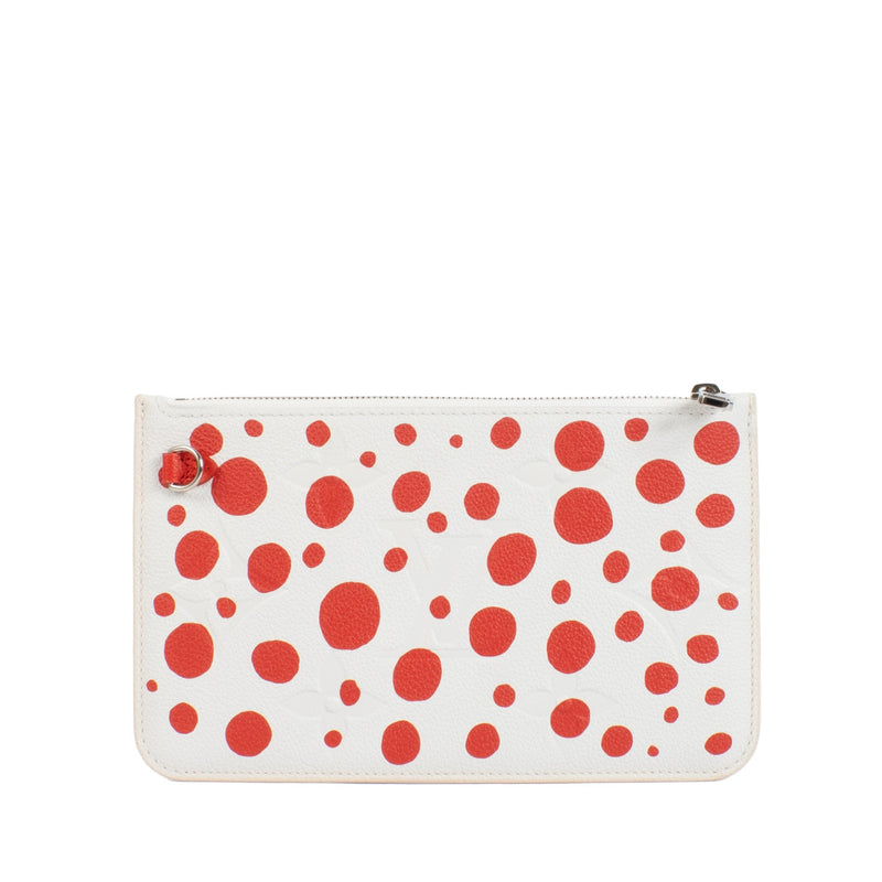 Louis Vuitton x Yayoi Kusuma Red Clutch Bag aan de beste prijs bij Labellov tweedehands luxe in Antwerpen en Knokke