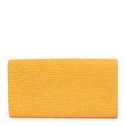 Shop safe online at Labellov in Antwerp this 100% authentic second hand Louis Vuitton Yellow Epi Porte Tresor Wallet